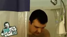 Играть Толстяк она бопс в душе вниз
