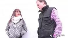 Oynat Sıcak bekle lucia nieto bize 47yo komşusu acquaints ve onu spangs
