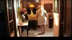 Play Cheat married woman needs the box of the letter carrier on her kitty-cat