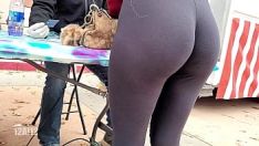 Jouer Phat ass white smartnessa sur les leggings supérieurs