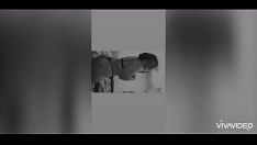 再生 flatbedmanoeuvrehadrianaは彼女に開口部を与えましたb。そして彼は私に彼の暴徒を送り出すつもりはありません