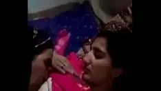 চালান দেশি উপজাতিদের পরাজিত কিটি-বিড়াল। স্তন্যপান পাপ মুসলিম উপজাতি