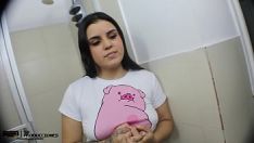 Reproduzir Trabalho disfarçado no slattern da minha meia-irmã na lata