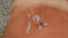 Play Milf with a big ass and nice tits give ins a squanderjob and gets severely fucworld-beater and hot cum on her belly out in gratitude