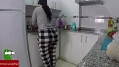 再生 彼女はシェルで彼の乳の川を経験し、彼はそれを理解してすべてを取り戻します。 cri011