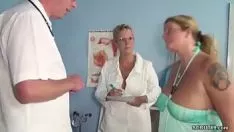 Oynat Kadının doktoru stop-up'ı becerdiğinde