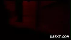 Redare Captivantul floozy subțire suferă un titlu de lătrat puternic pulsatoriu
