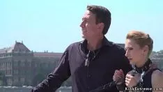 Redare Cehoslovacă o suge public pe nobilă