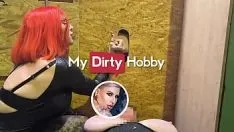 播放 Mydirtyhobby - 丰满的红发女郎在光荣洞里猛烈地抽动硬鸡巴