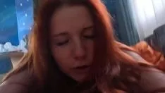 Afspelen Ochtendseks met een mooie studente