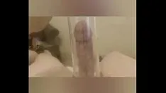 Riproduci Danielle roy e snoopy88 stanno semplicemente giocando, guardatela prendere un bel cazzo e succhiarlo. lo pompa persino