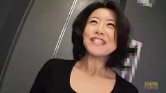 Putar dewasa asia milf goes liar dengan seks mainan di dia basah alat kemaluan wanita