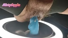 تشغيل BBW Misty Thyghs يذهب البرية مع الديك الدهون والكريبي