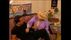 Redare Staff of life malva sylvestris și sashay (spectacole cu imagini în mișcare de ceară)