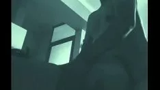 تشغيل تم وضع آنا ورفيقها في فندق ، ولطفوا الآهات