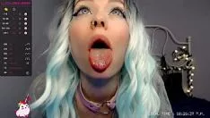 Odtwórz Cenny nastolatek błaga o strawienie spermy ahegao